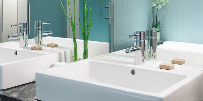 Bathroom sink